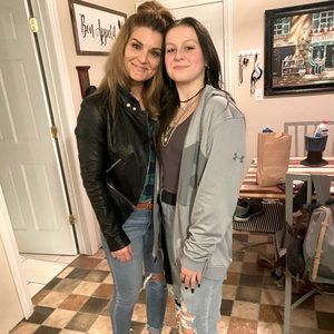 Meet your Posher, Stormie